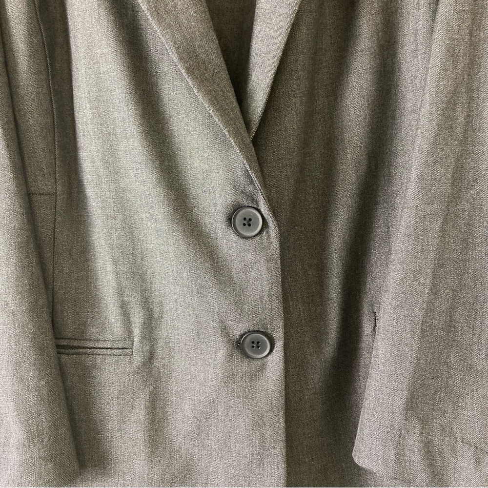 Torrid Studio Luxe Long Line Gray Button Front Blazer Size 6 - Picture 5 of 16